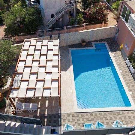 Apartments Villa Monique Rogoznica  Extérieur photo